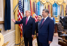 习近平出席美国总统特朗普在白宫举行的欢迎仪式（21）XxjpsgC000036_20260925_PEPFN0A001.JPG