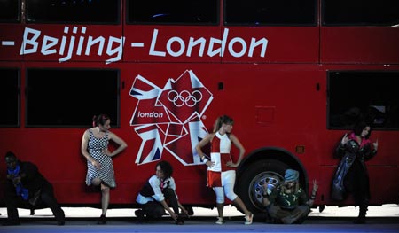 Photo taken on Aug. 24, 2008 shows the eight-minute performance prepared by London, host city of the next summer Olympic Games in 2012, in the National Stadium, or the Bird&apos;s Nest, Beijing, capital of China. 